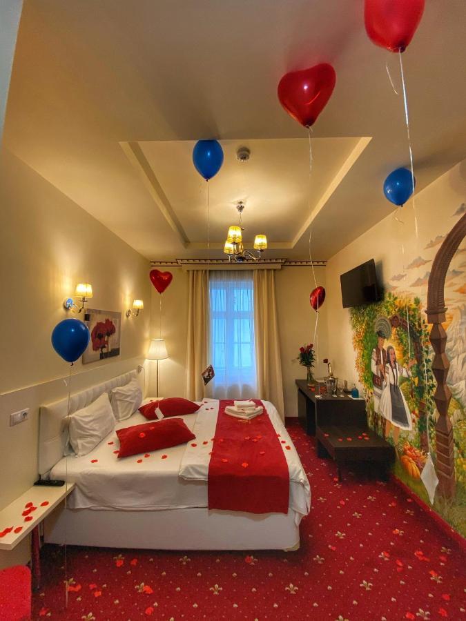 Top Royal Central Μπρασόβ Εξωτερικό φωτογραφία