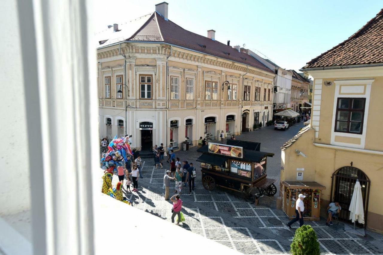 Top Royal Central Μπρασόβ Εξωτερικό φωτογραφία